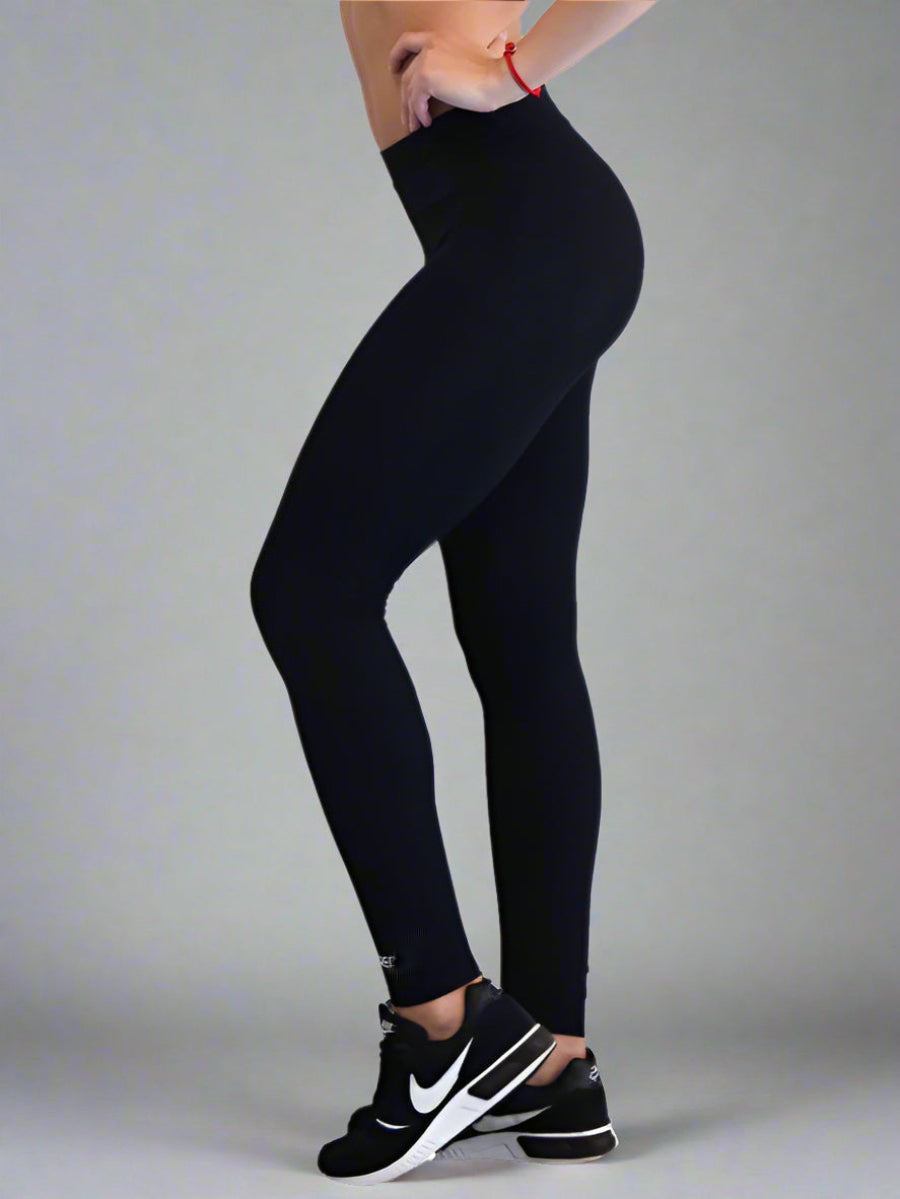 NIKKO-01 Women's Black Full-Length Leggings